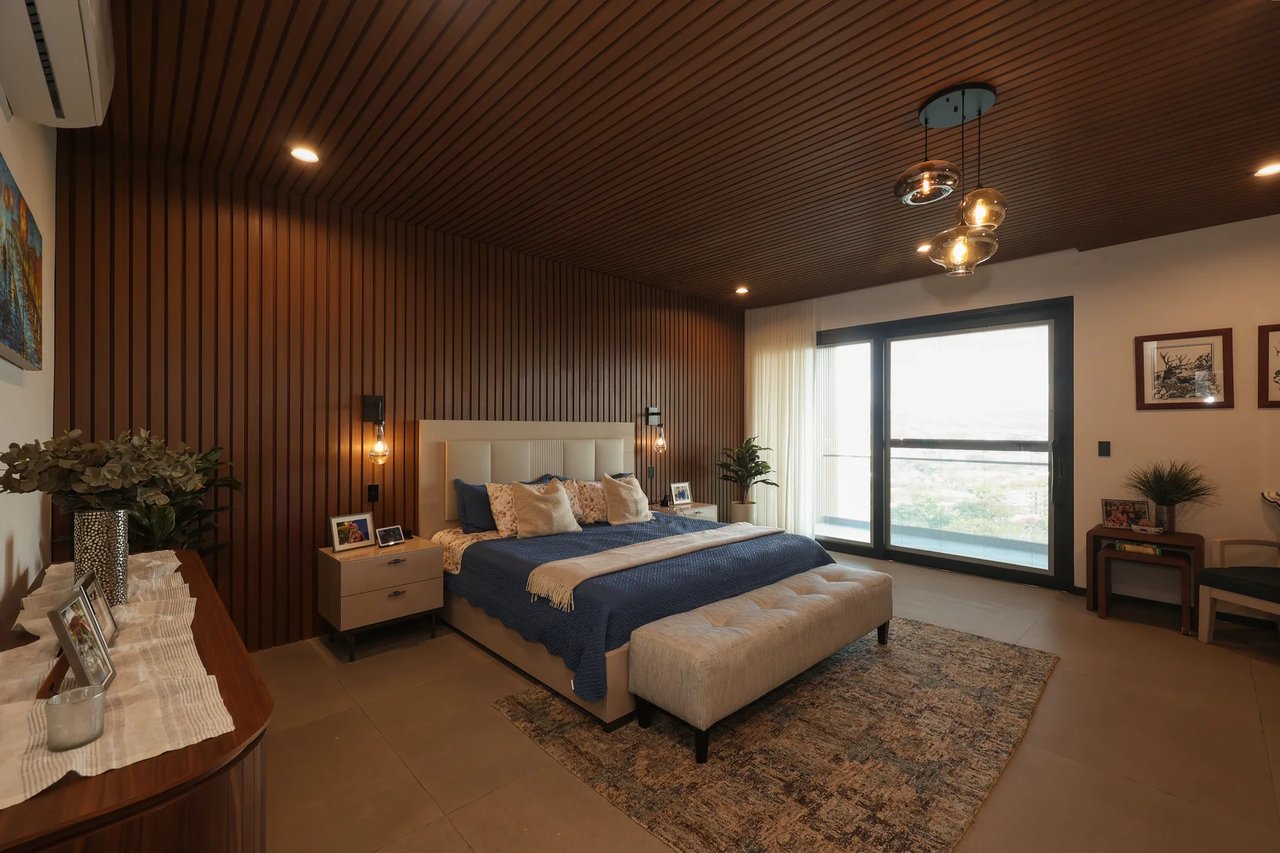 Panoramic City View Estate Home, Escazu, San Jose