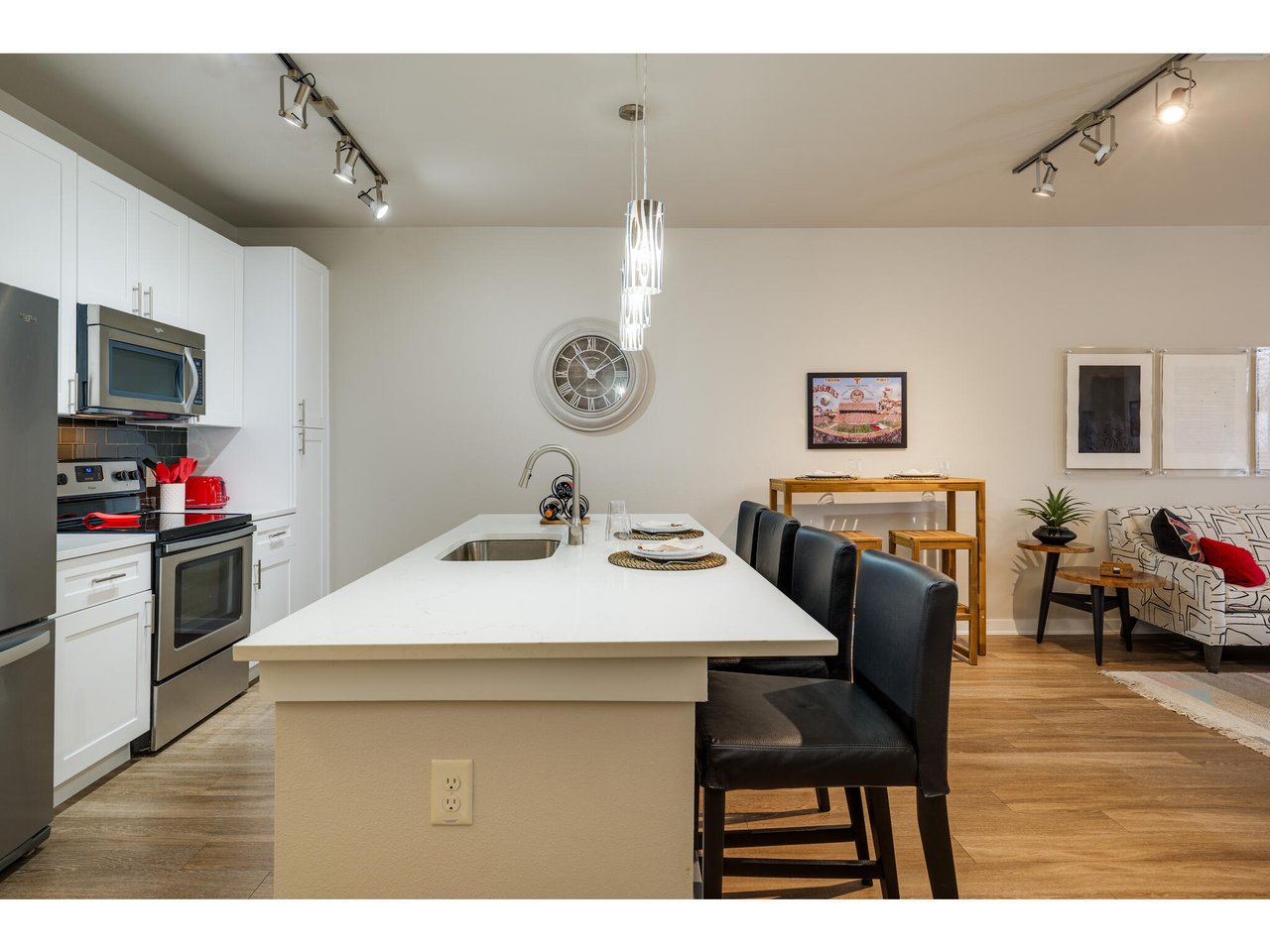 1900 Barton Springs RD Unit: 4035