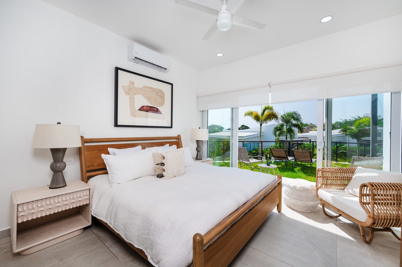 The Enclave | Ultra-Modern 5 Bedroom Villa Located Minutes From the Beach!