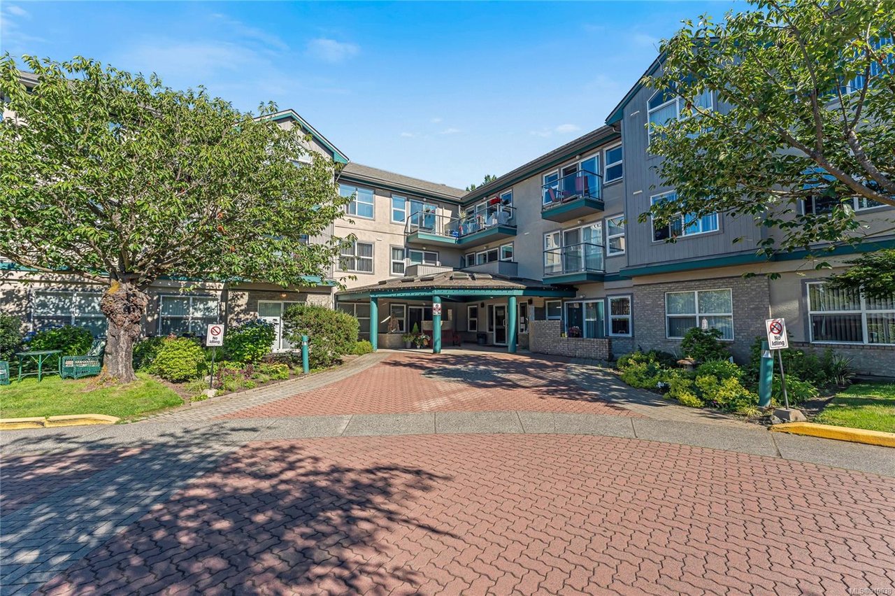 115-1485 Garnet Rd
