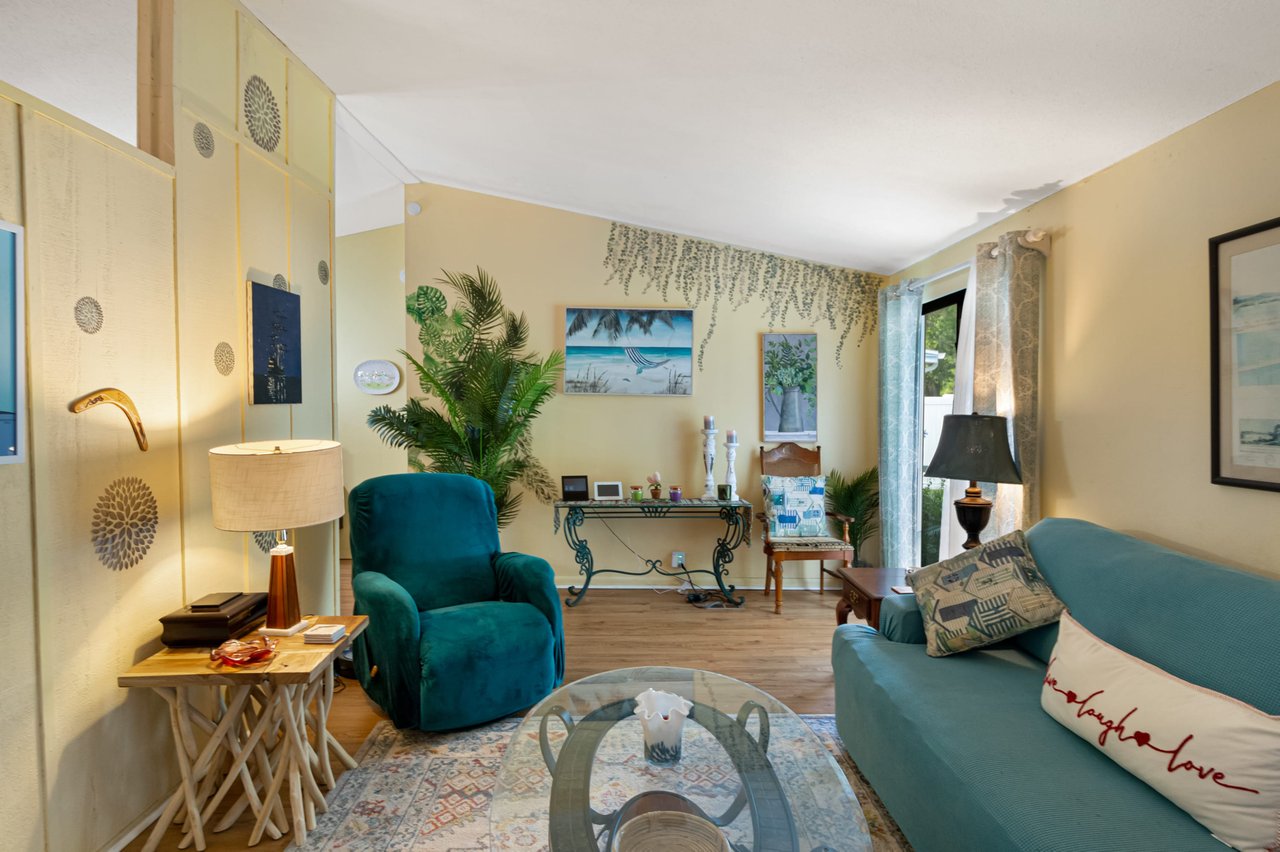 2536 MARTHA  LANE