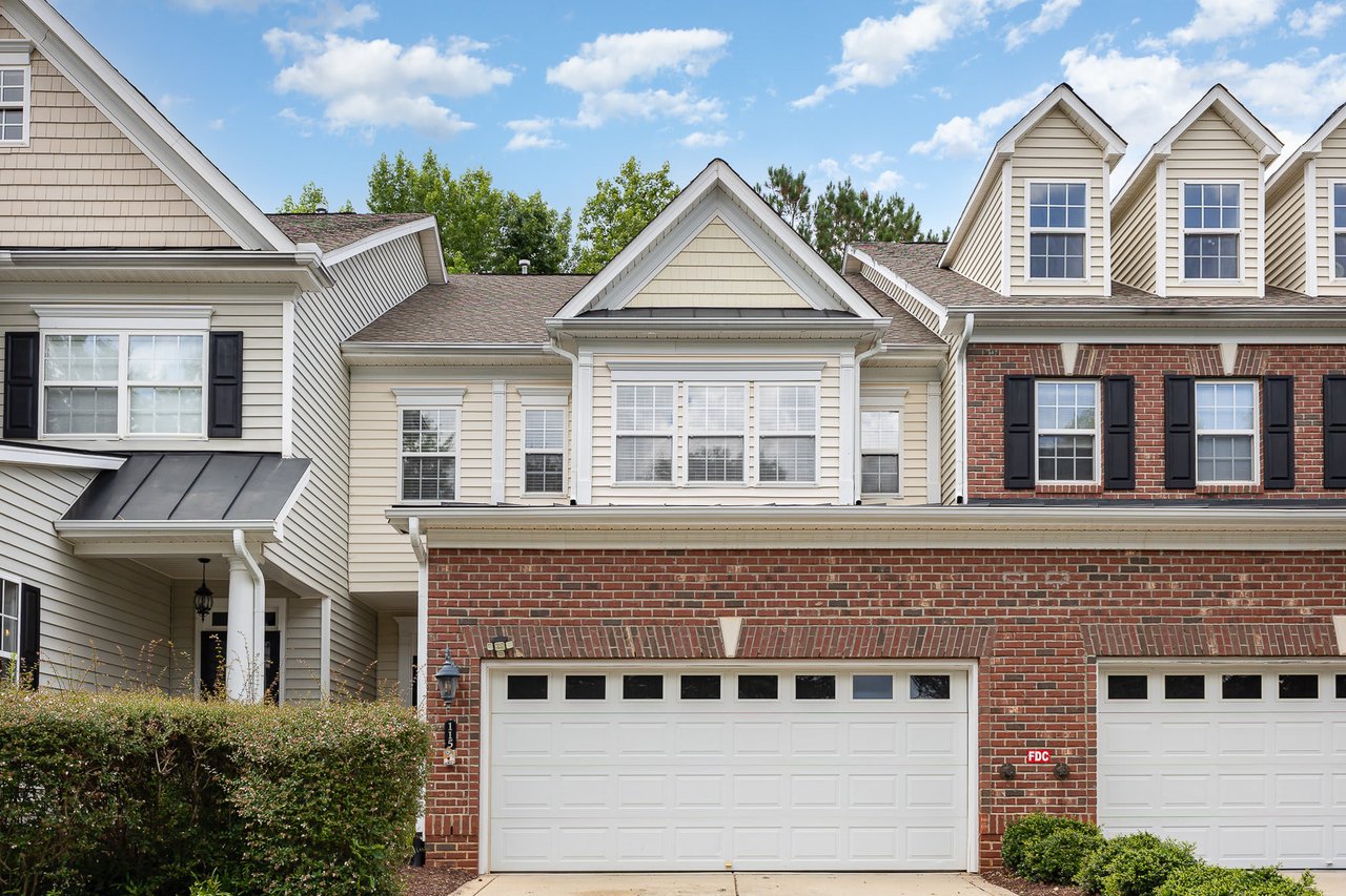 4 Bedroom Townhome in Lake Hogan Farms