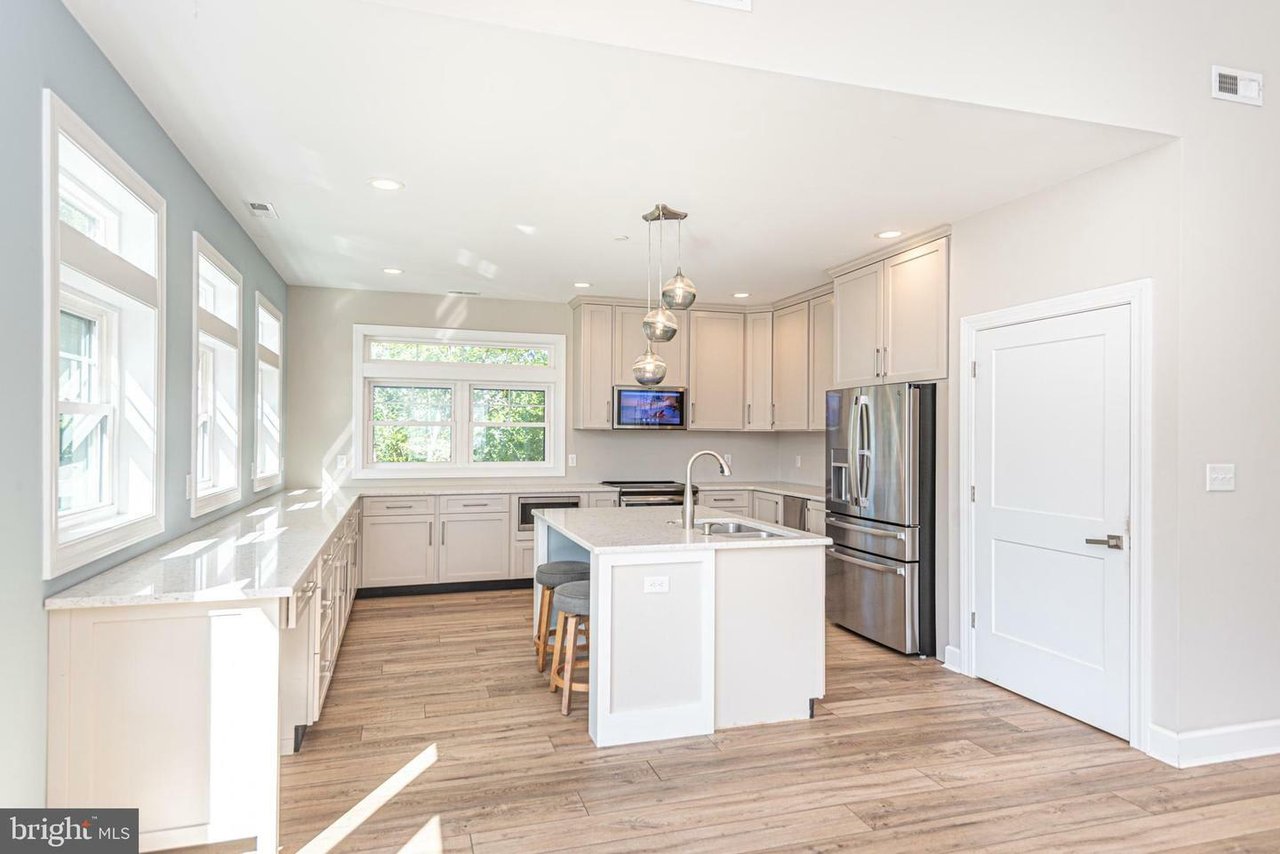 12121 Salt Point Rd