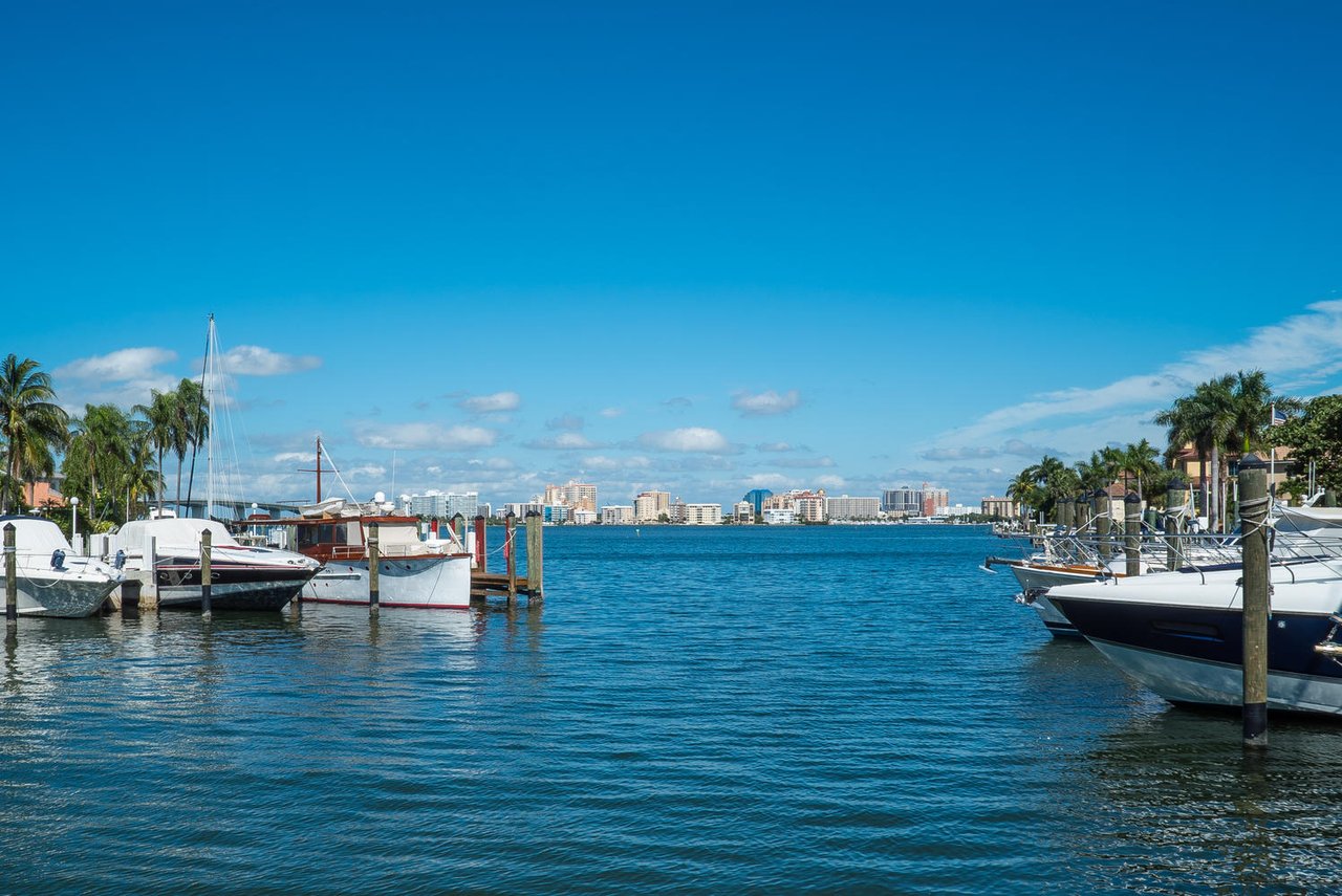 682 Mourning Dove Dr