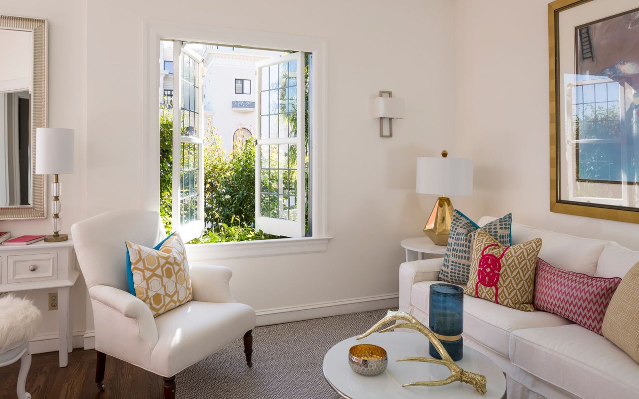 Legendary Pacific Heights Residence