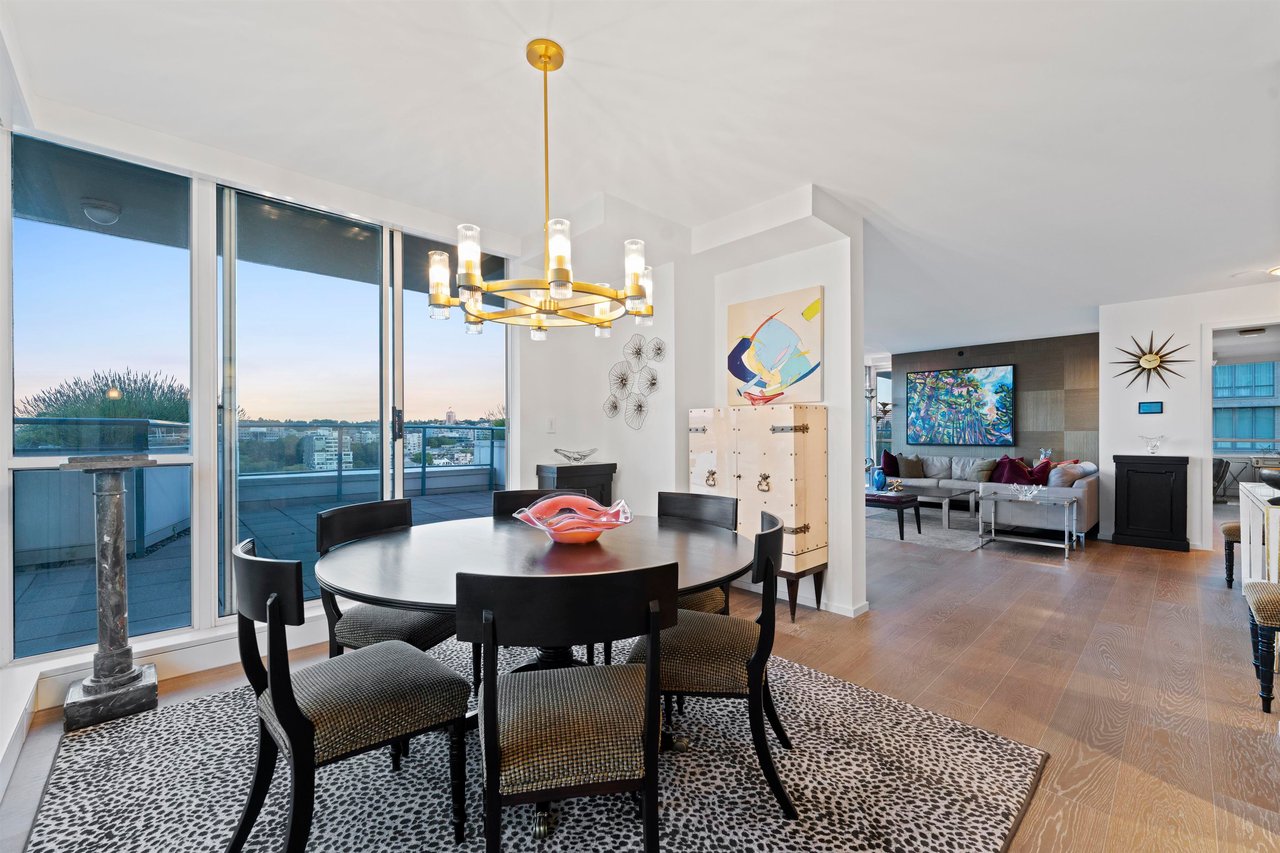 1006-1288 Marinaside Cres