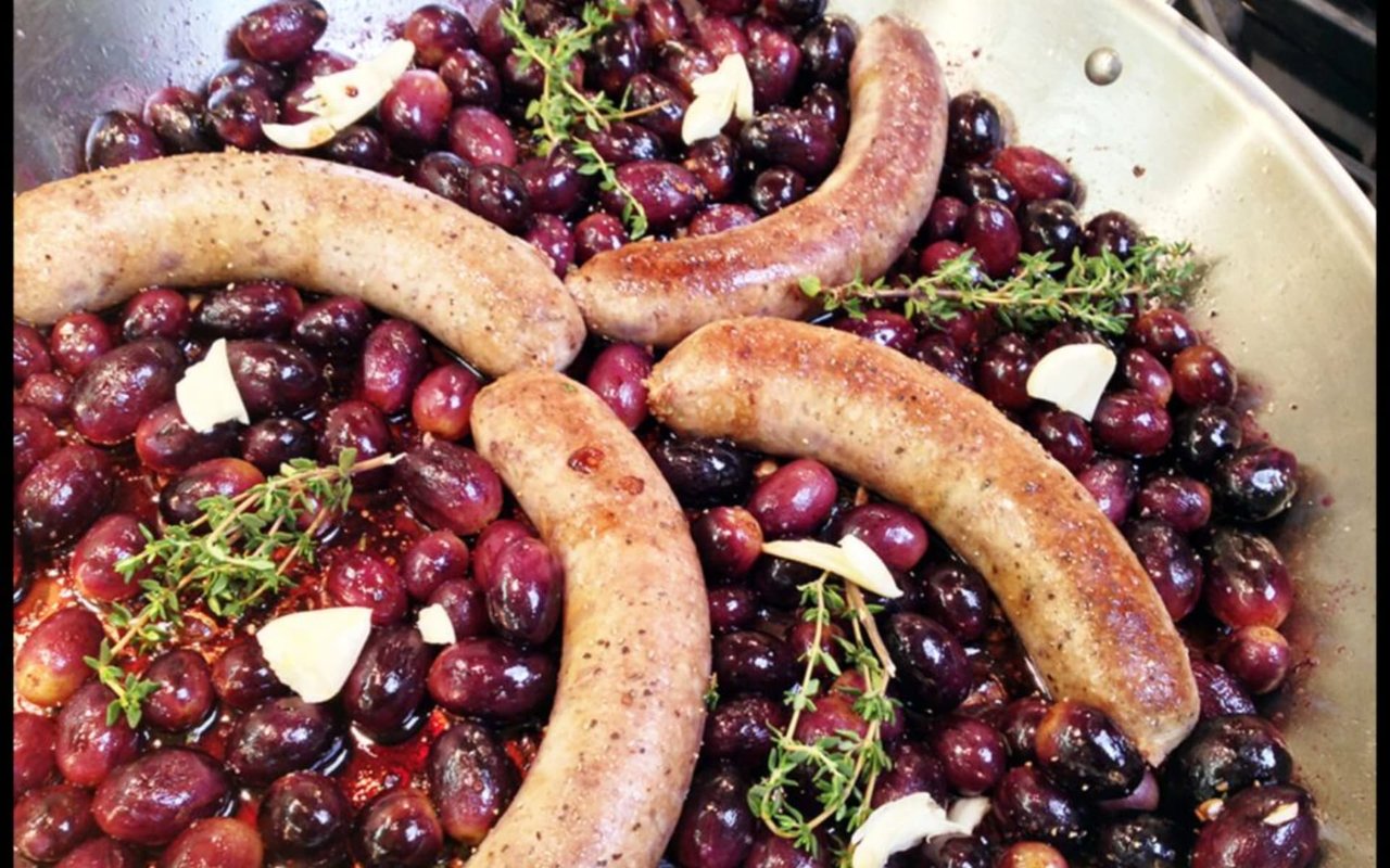 Roasted Sausages and Grapes