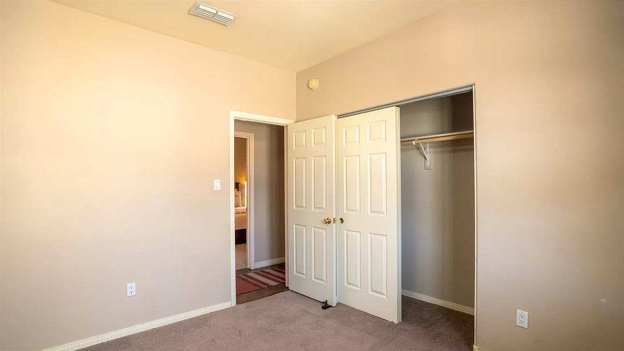 6494 Camino Rojo