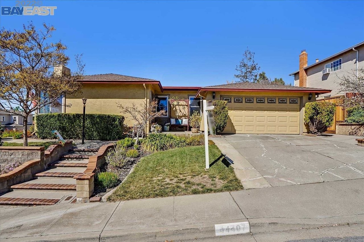 44407 Camellia Dr