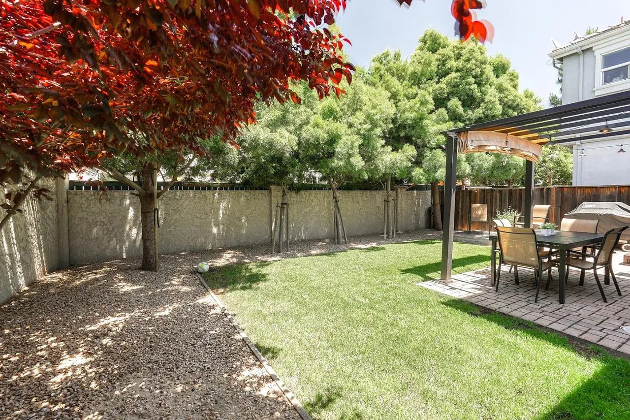 16890 San Jose Ct