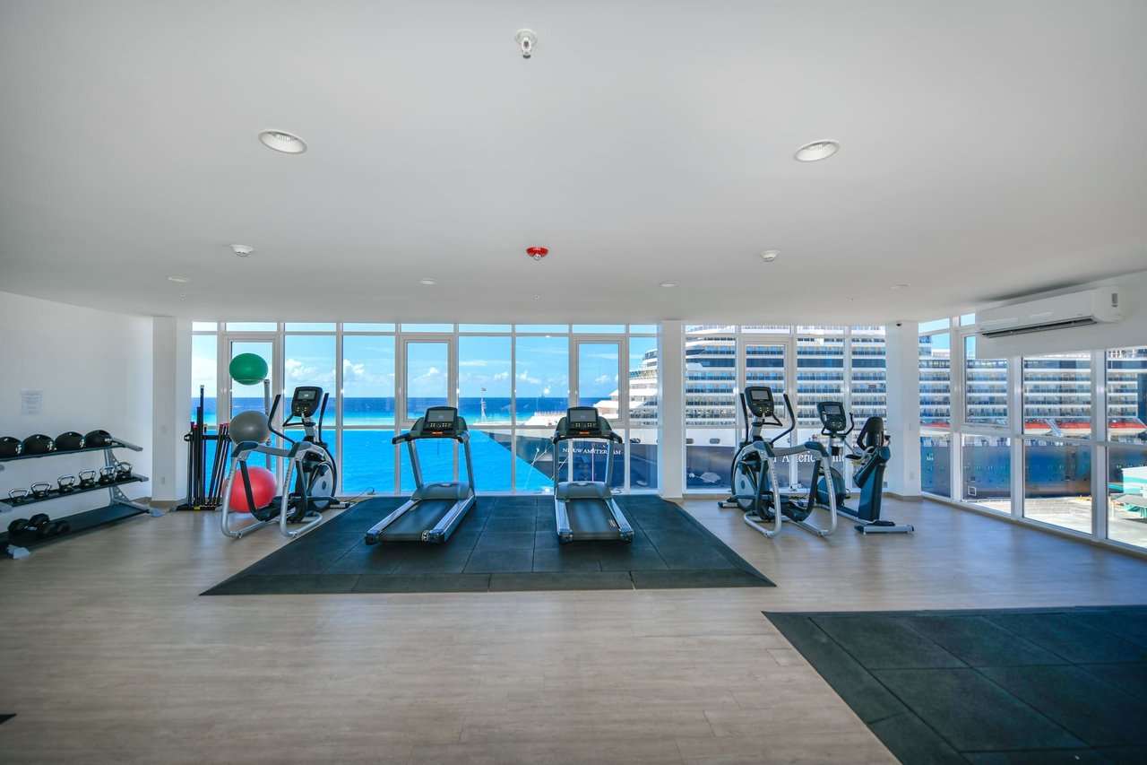 Harbour House 602 S
