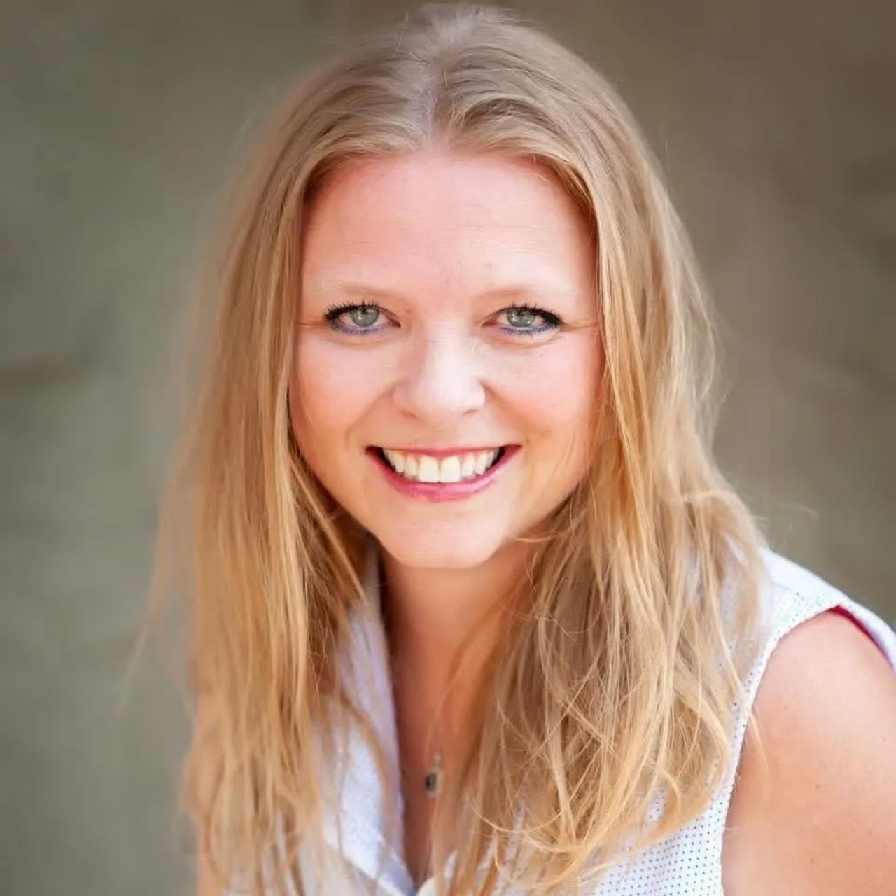 Johnna Hall
