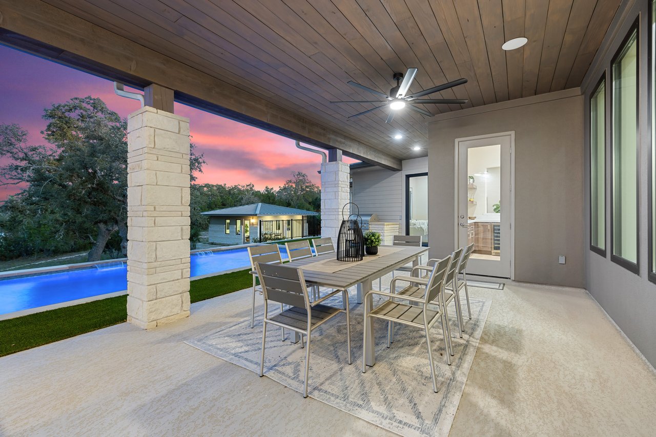 Bee Caves Single Story with Air Conditioned 2nd 2-Car Garage/ADU