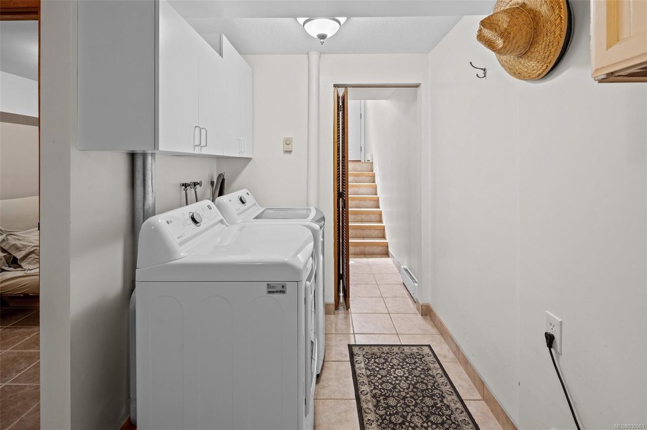 69-3987 Gordon Head Rd