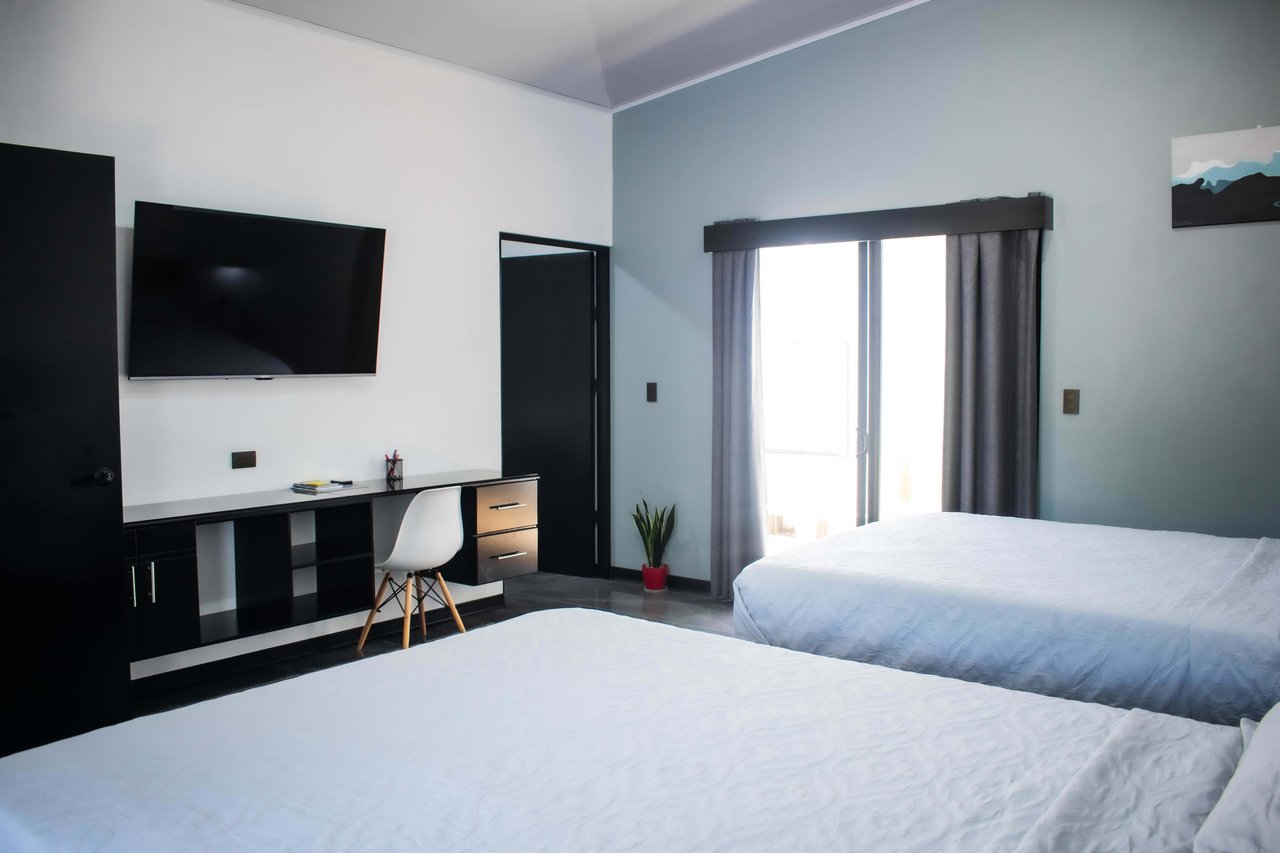 Residence in Bahía Ballena: Expansion Opportunity and Privileged Location