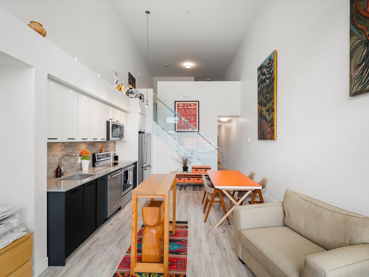 606-38013 Third Ave