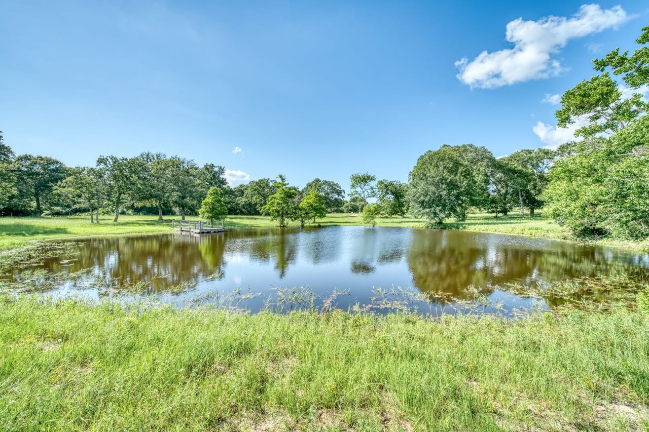 5538 FM 529 Bellville, Tx 77418