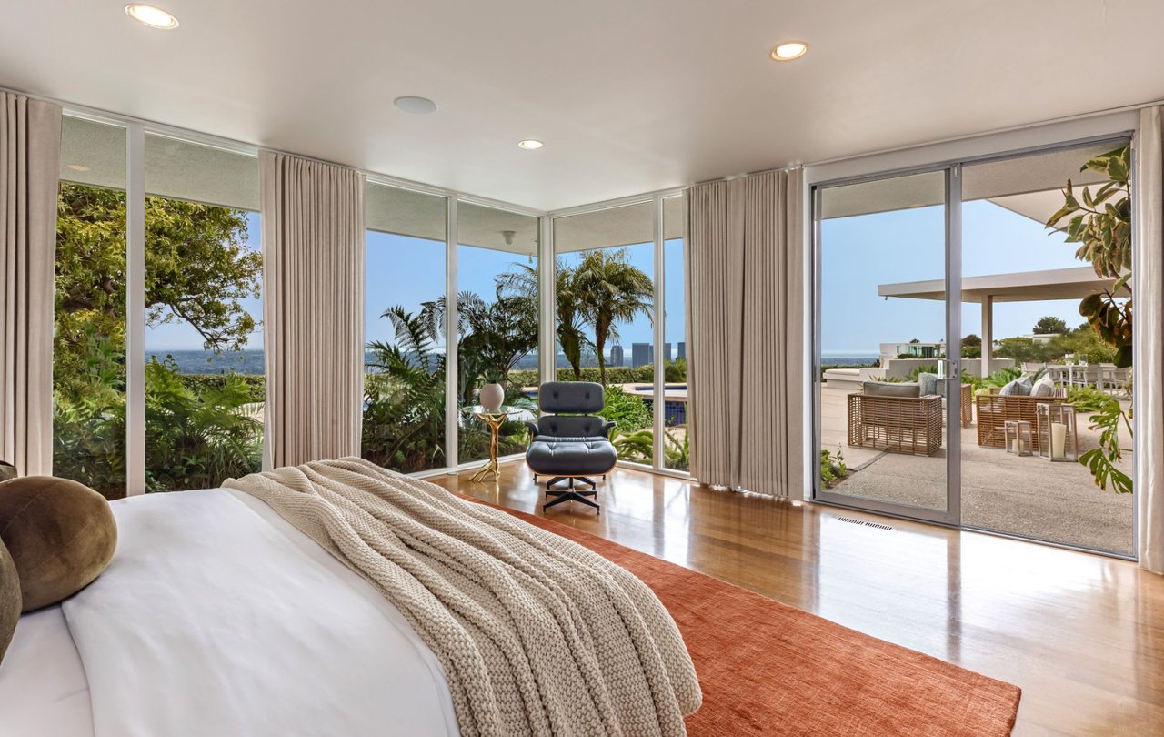 550 HAYNES AVE, beverly hills