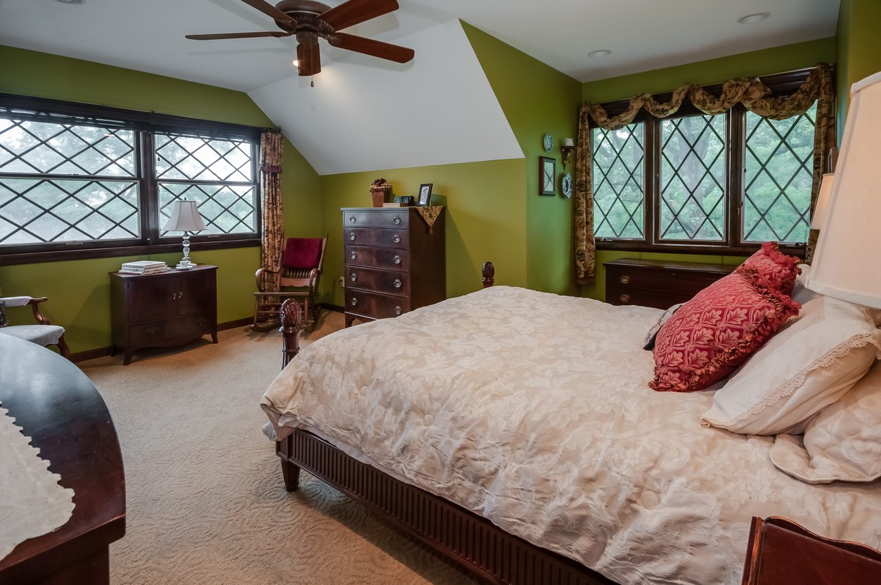Country Living on 3 Acres