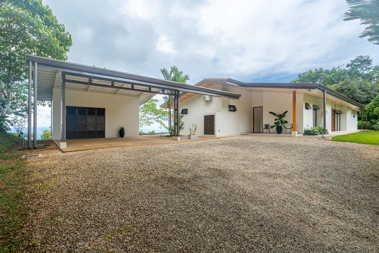 Cascada Sandalo Jaw Dropping Ocean Views!