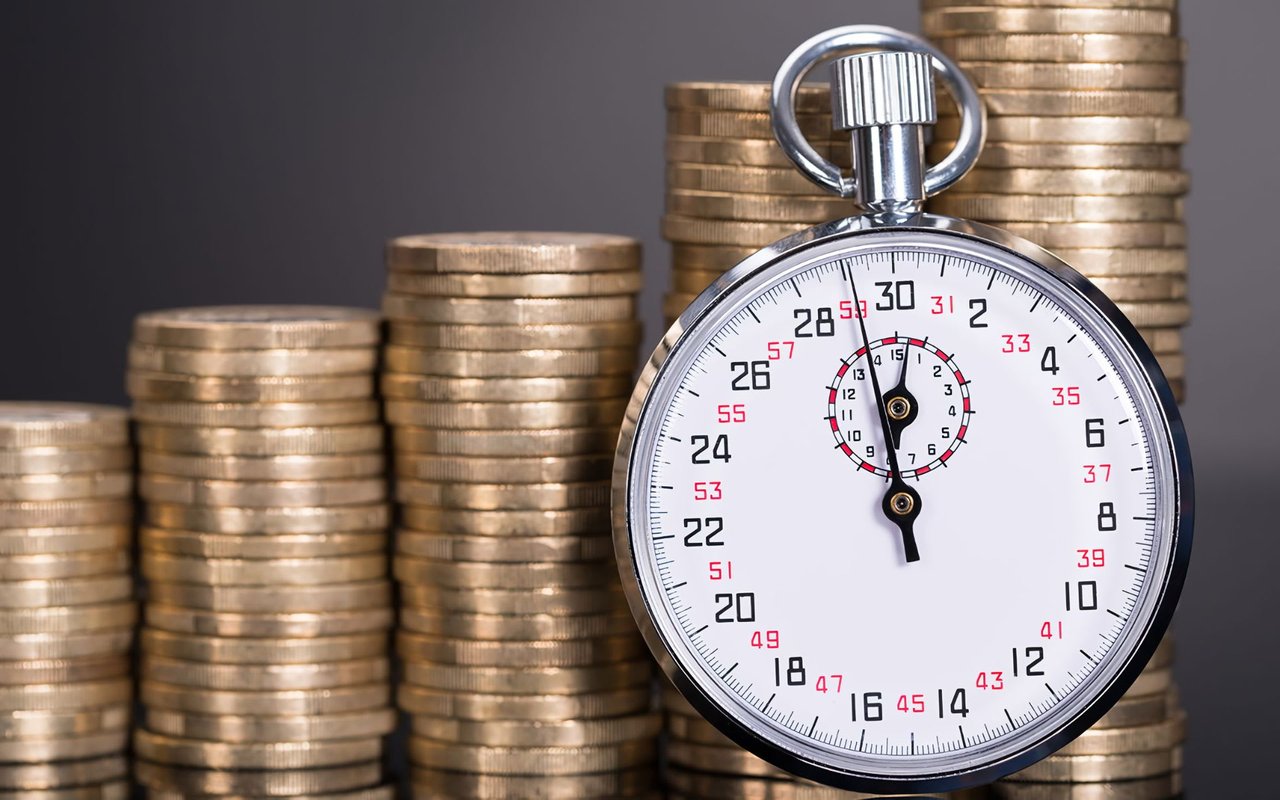 Getting the Highest Price in the Shortest Time