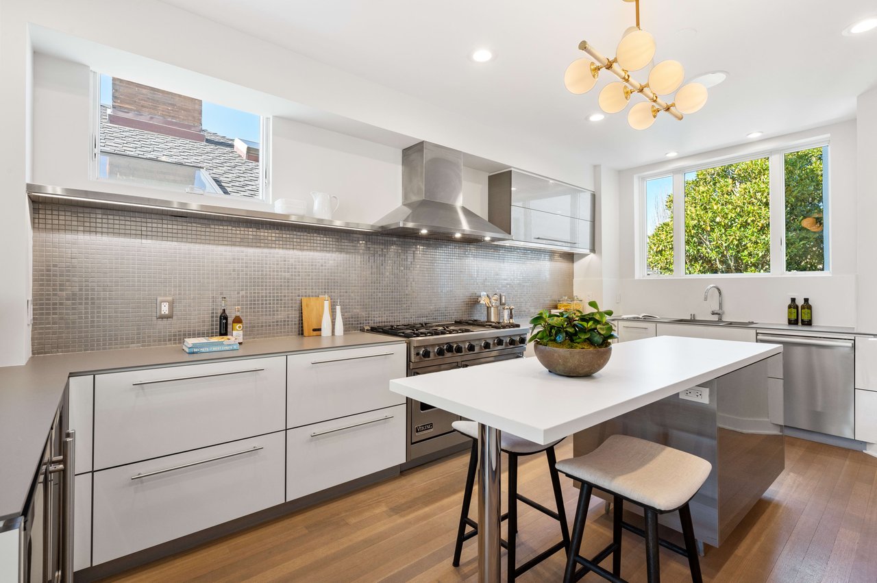 Grand Pacific Heights Apartment