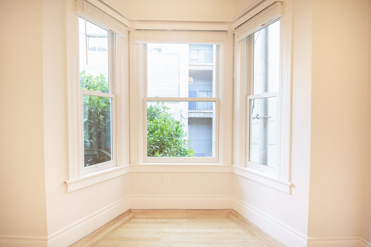 1024 Sacramento St 4Bd/1Ba Nob Hill Flat 