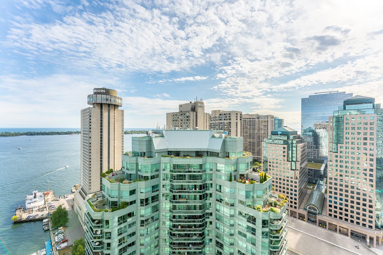3101-10 Yonge St