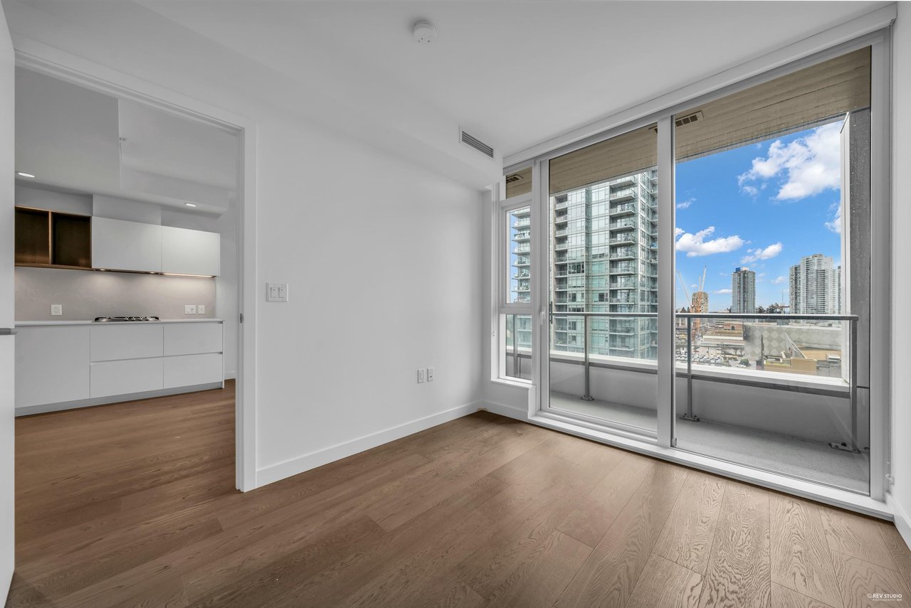 1101-6000 Mckay Avenue, Burnaby