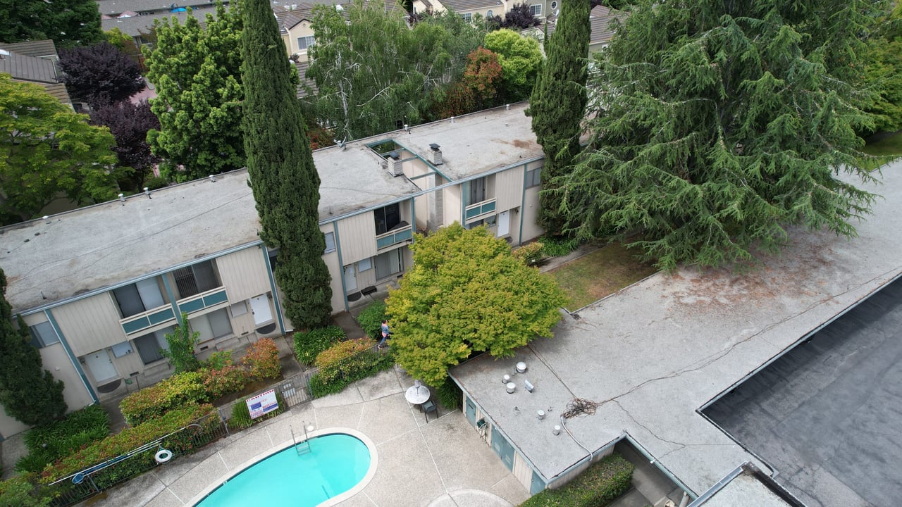 429 N Rengstorff