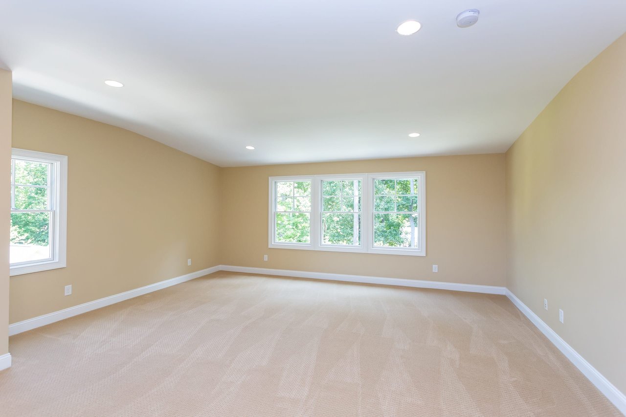 102 Founders Rdg Dr