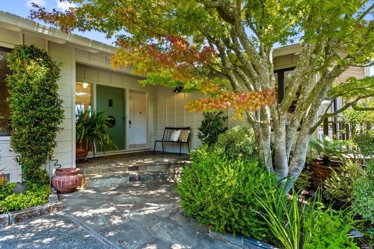 310 Vista Linda Drive 