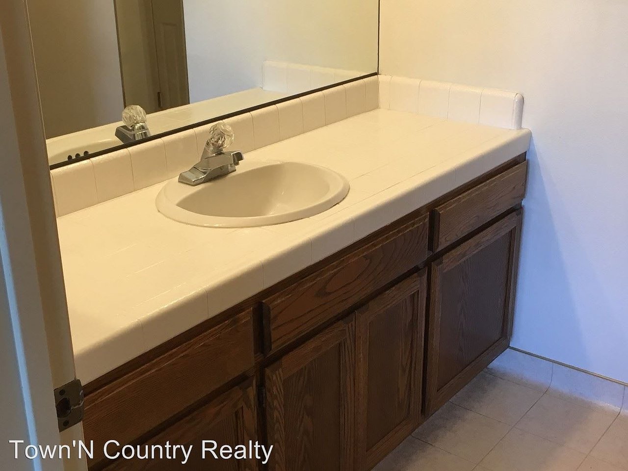 1056 Padre Dr UNIT 2