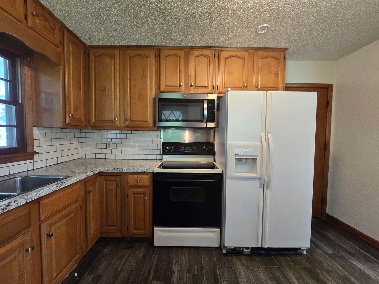 1219 Rose Dr