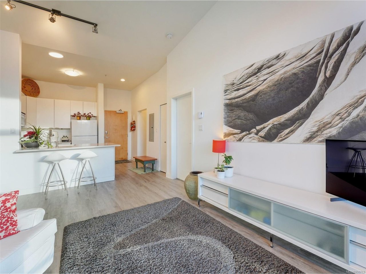 407-797 Tyee Rd