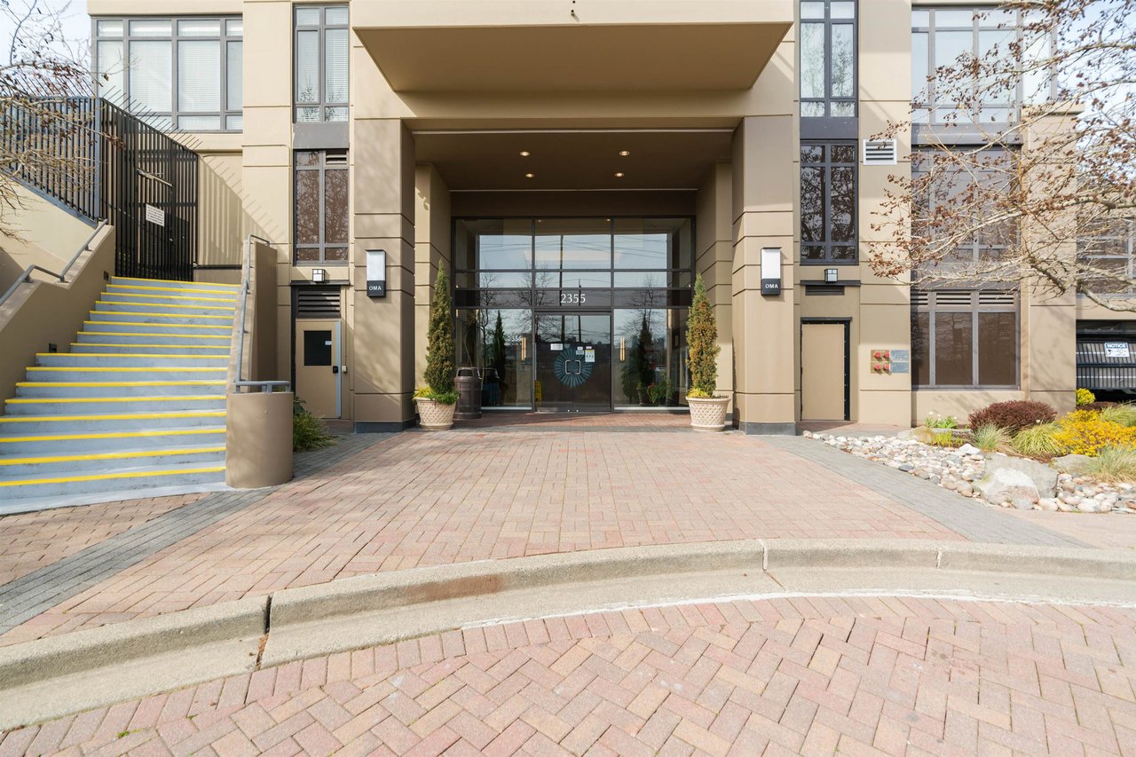 604-2355 Madison Ave