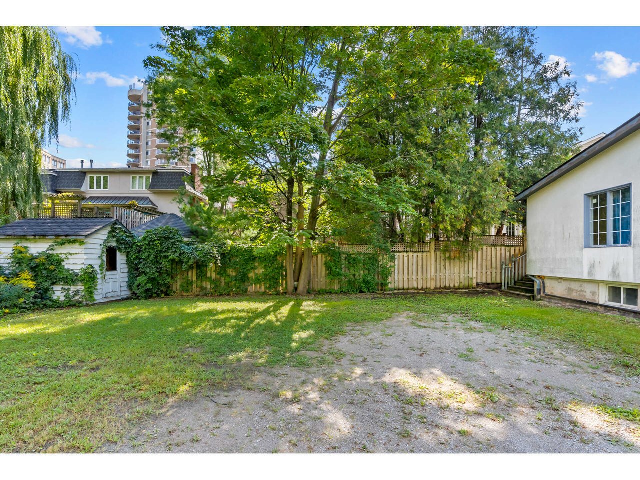 131 Chisholm St