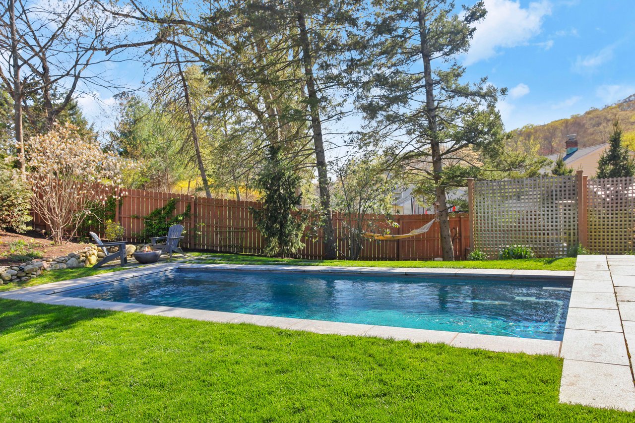 111 Toll House Lane, Fairfield