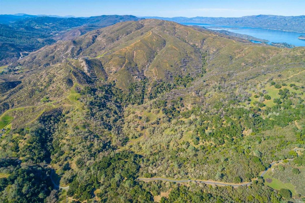 Capell Valley Road