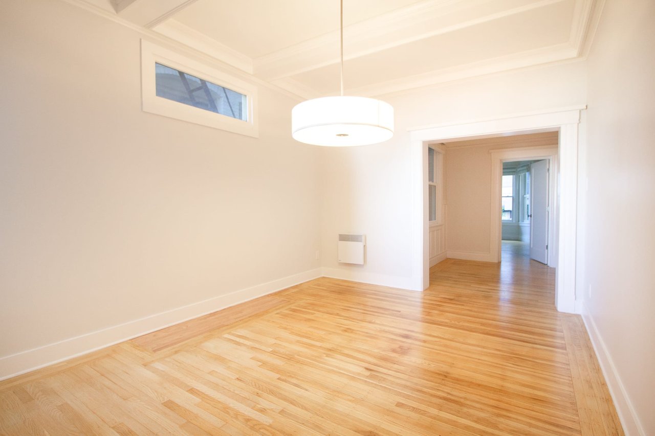 1024 Sacramento St 4Bd/1Ba Nob Hill Flat 