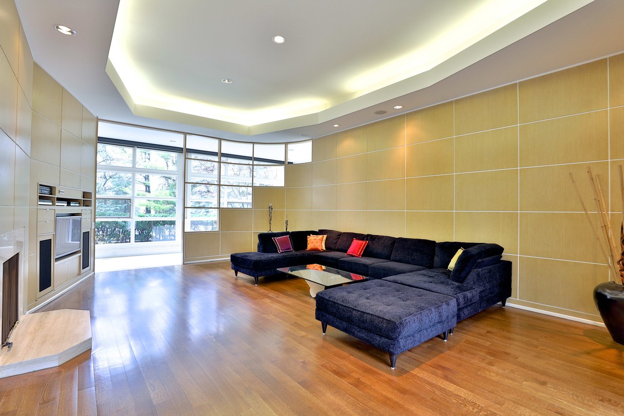 Iconic Bridle Path Estate