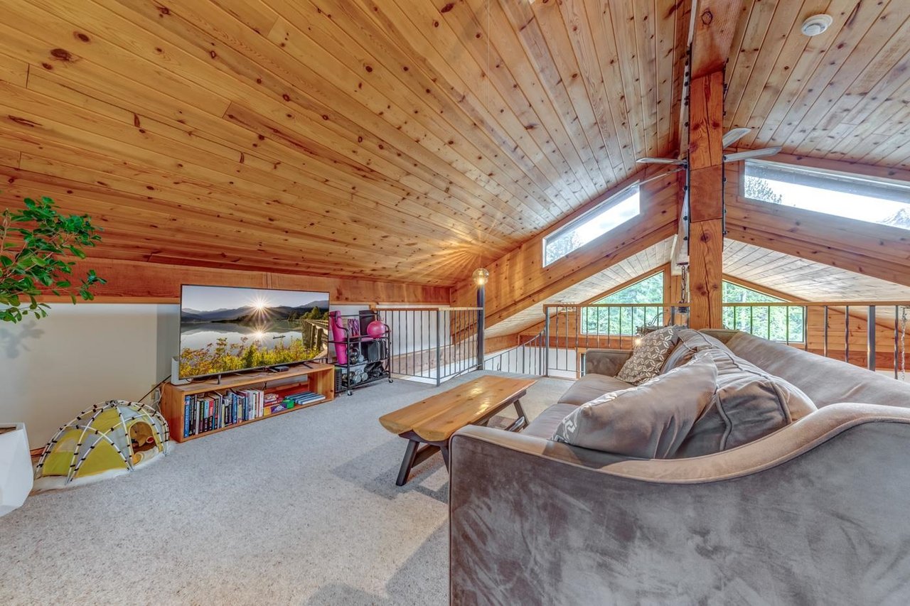 8248 Alpine Wy