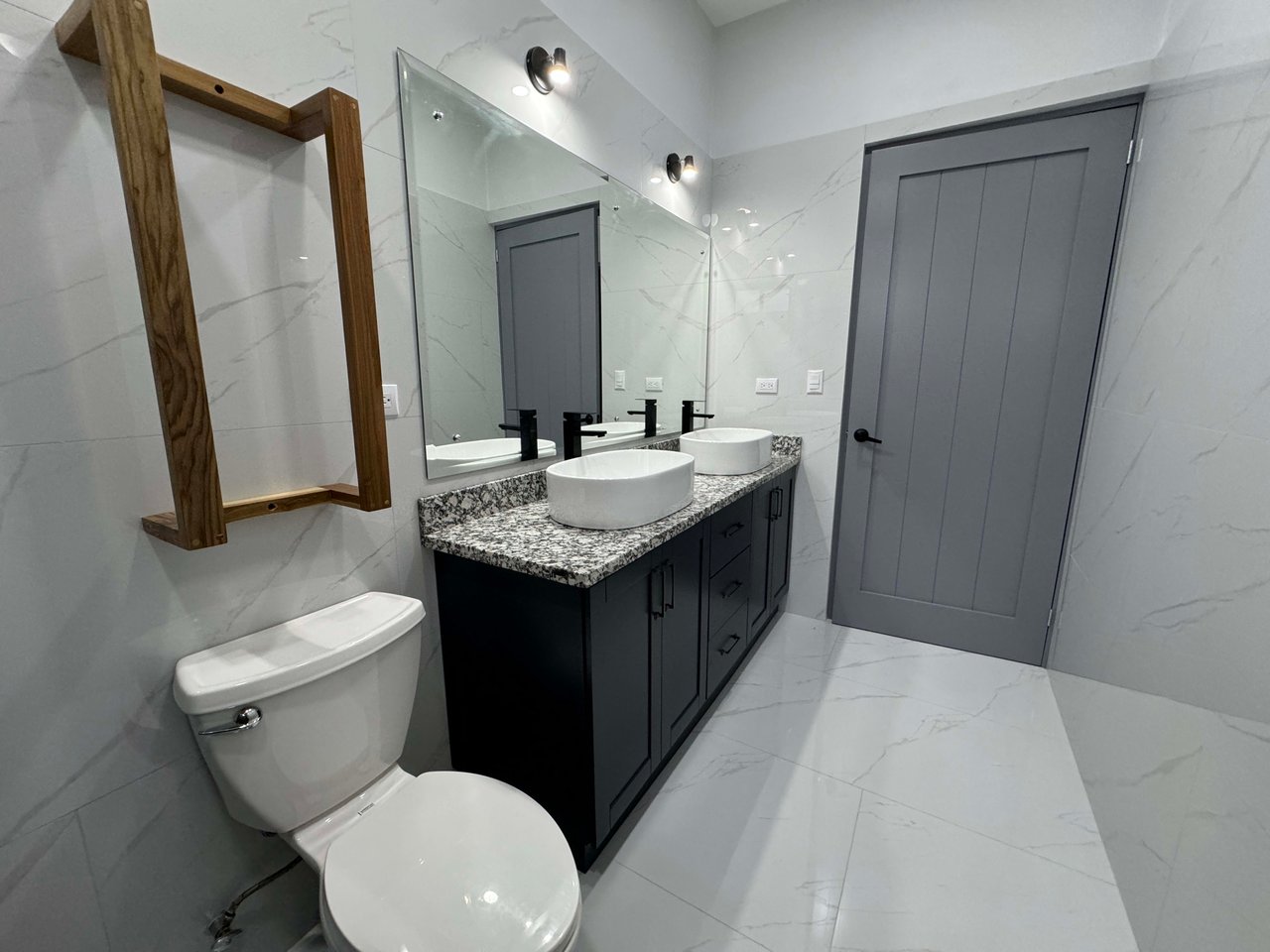 Uvita Beach Retreat!  Close to the Beach, Far From The Stress