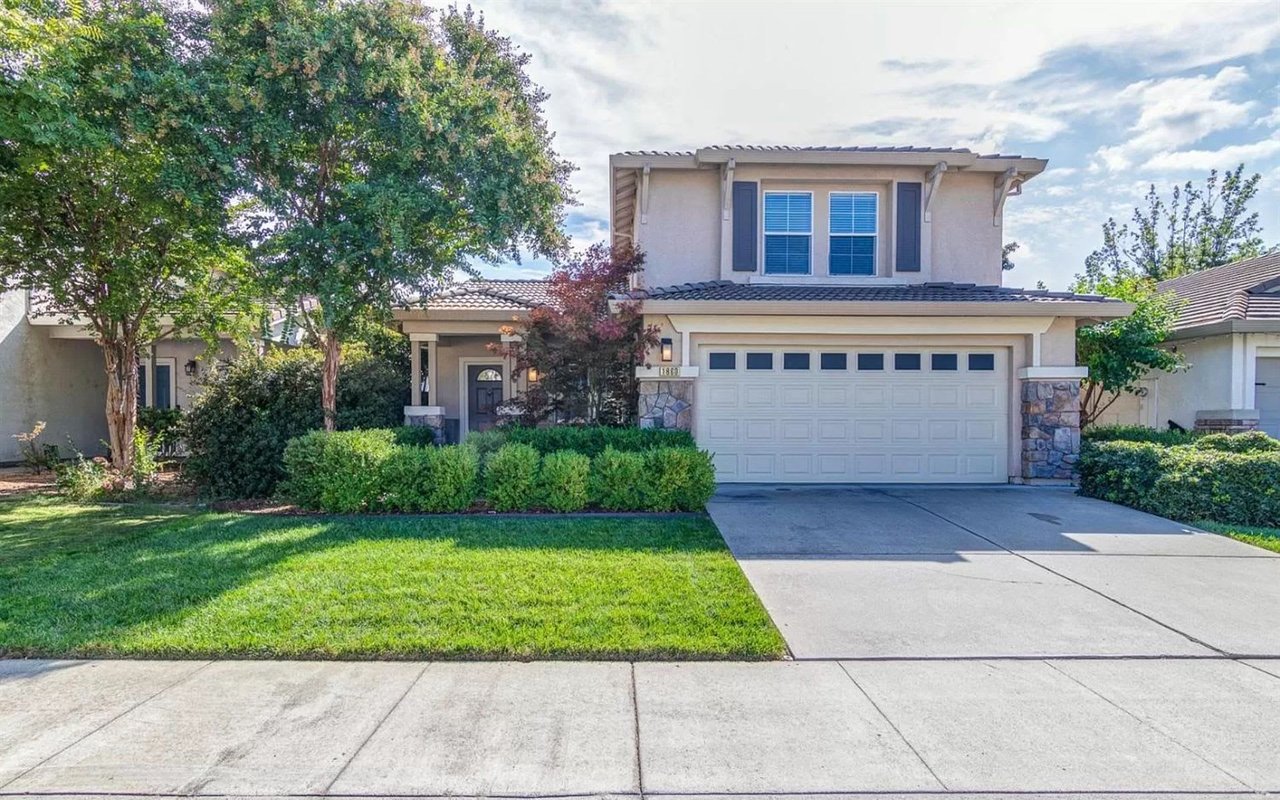 1860 Hawkhaven Wy