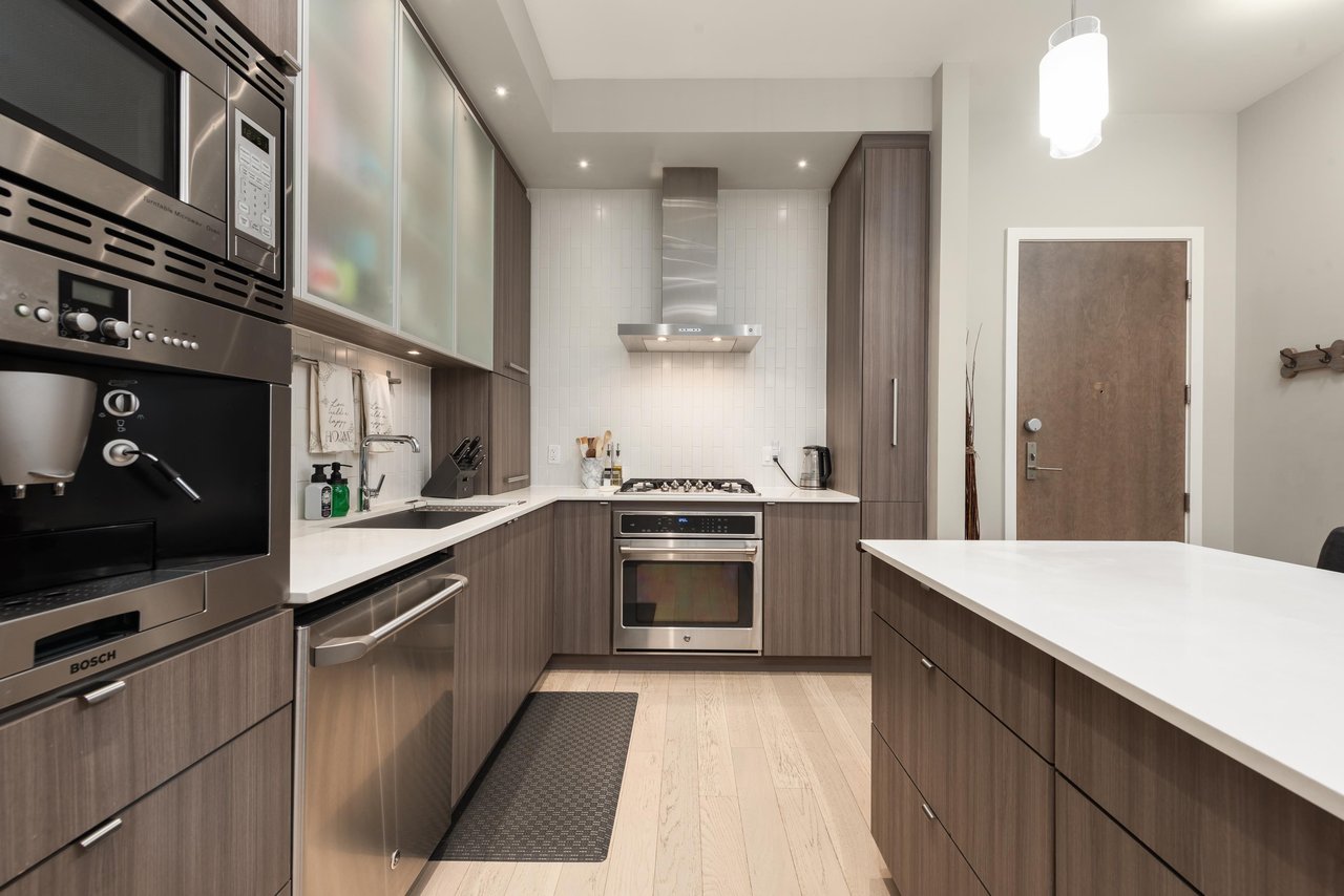 116-262 Salter St