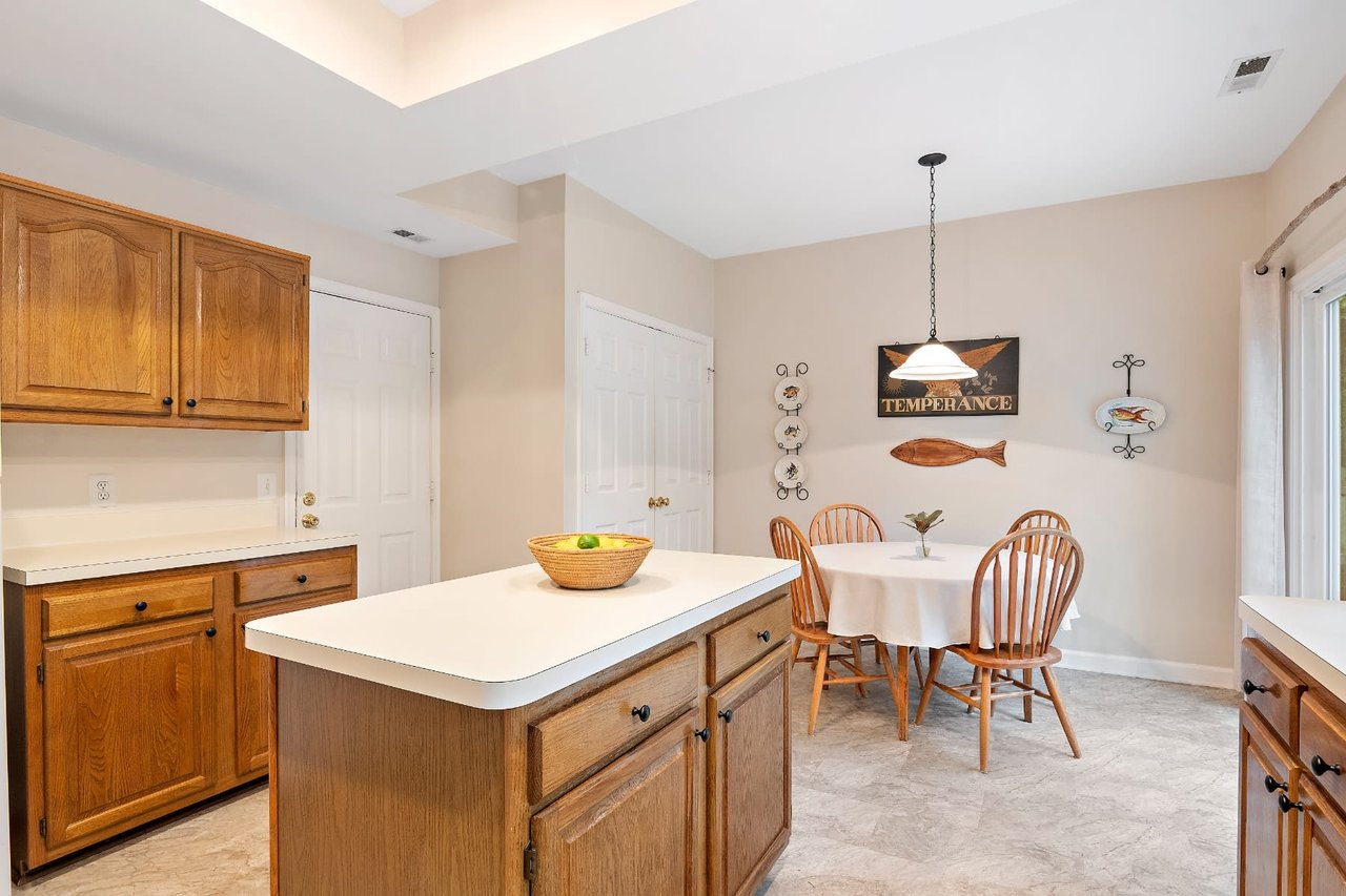 2905 Cove Ridge Road