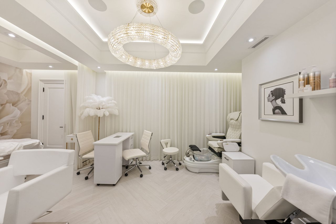 SOLD: An Extraordinary Custom-Built Estate