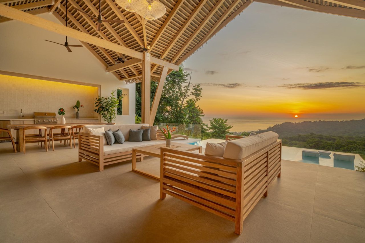Private Sunset View Compound, Dominical, Puntarenas