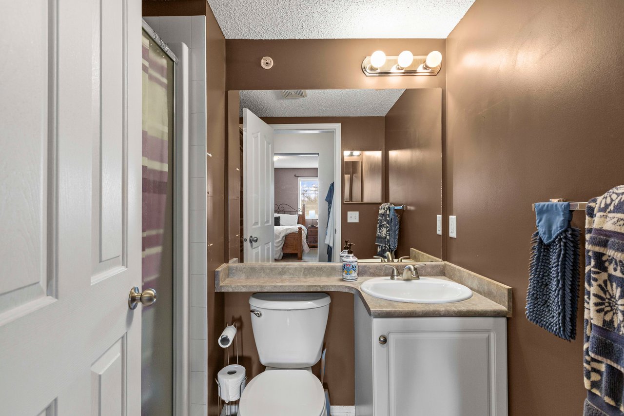 401, 5500 Somervale Court SW Unit: 401
