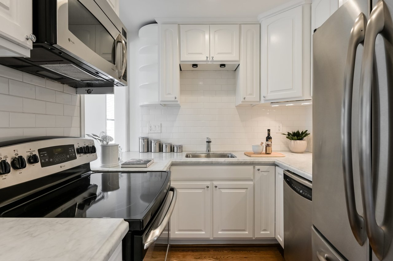 Chic Condo Two Blocks to Fillmore Street